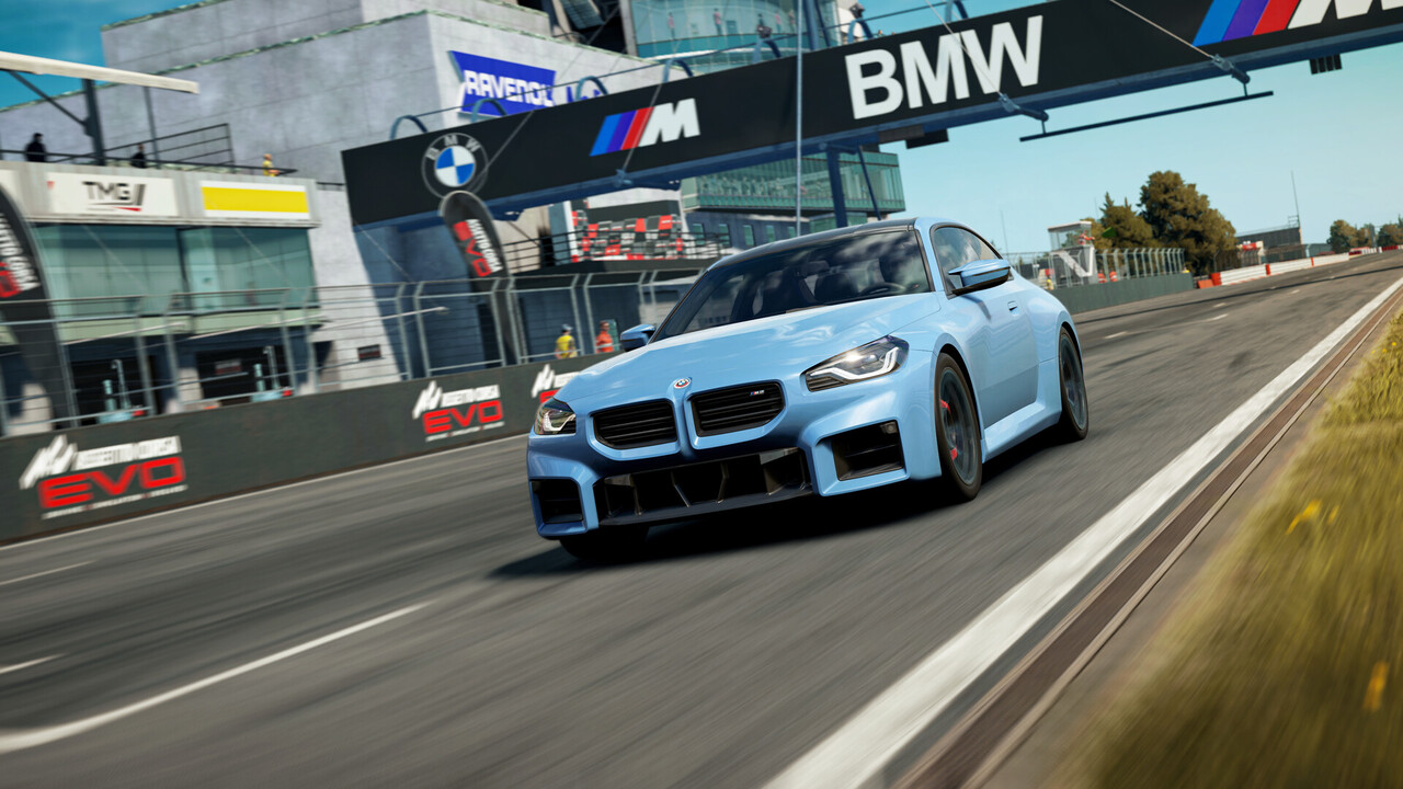 Для гоночного симулятора Assetto Corsa EVO вийшло нове оновлення