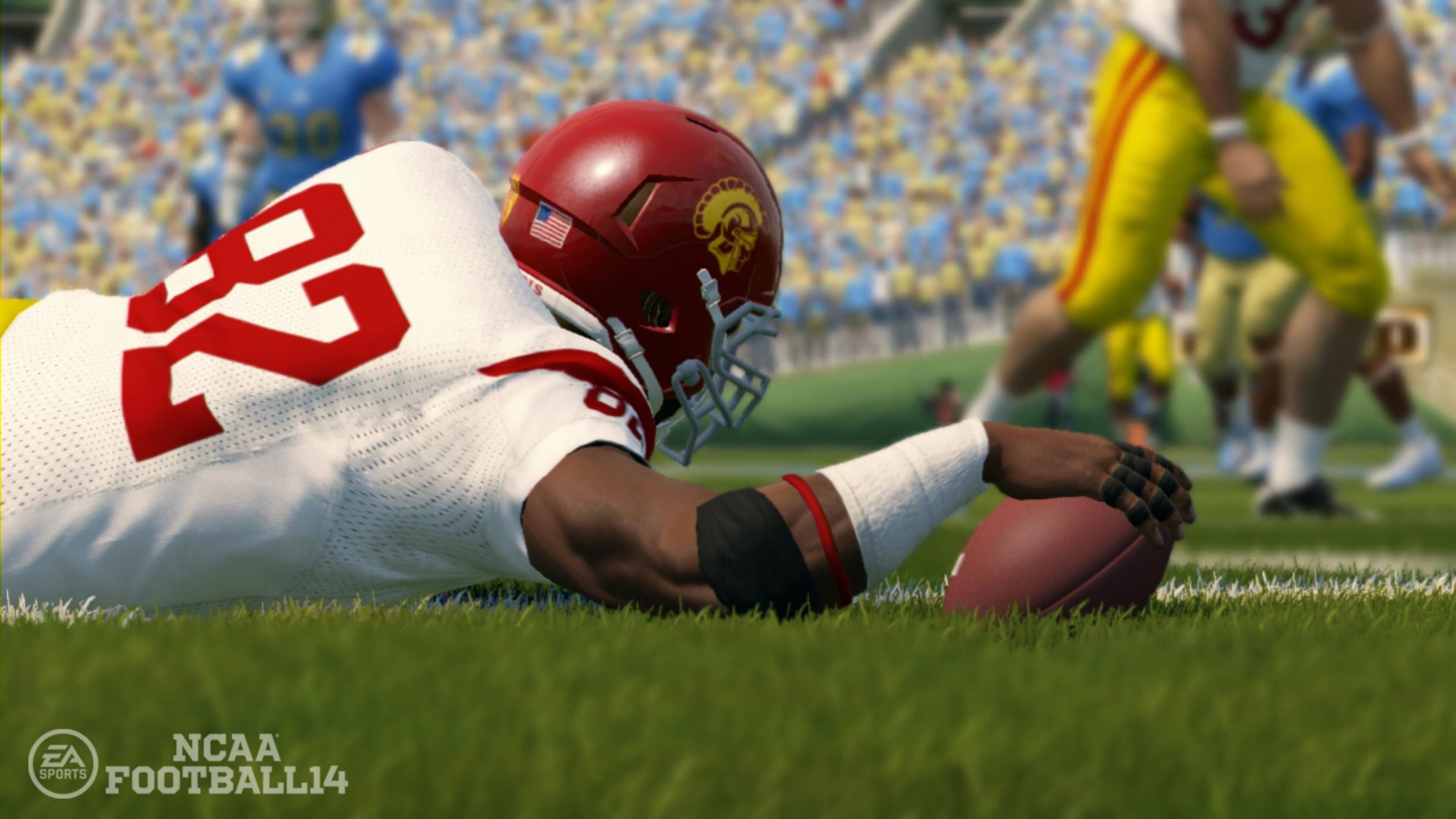 NCAA Football 14 скриншот 2